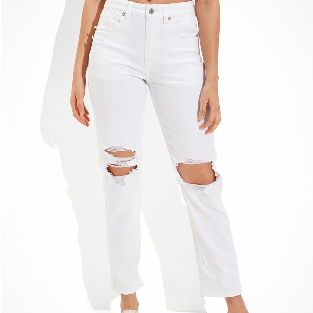 American Eagle Ripped Mom Straight Jeans size 6 Extra Long
